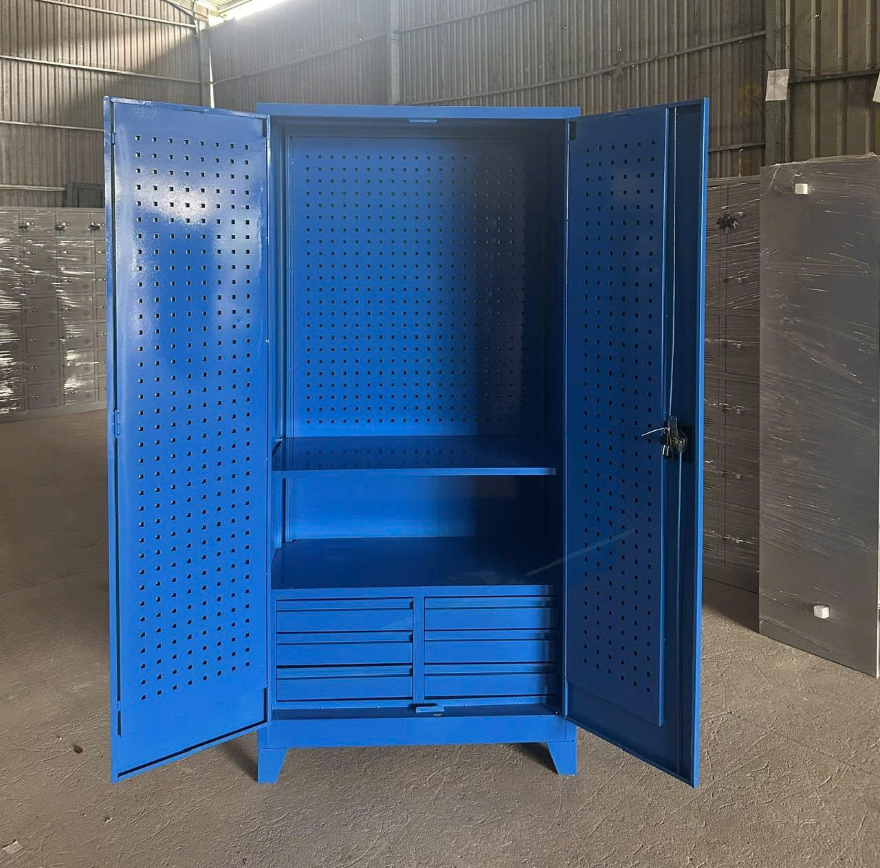 Tủ đựng dụng cụ kỹ thuật 1000x400x1800mm